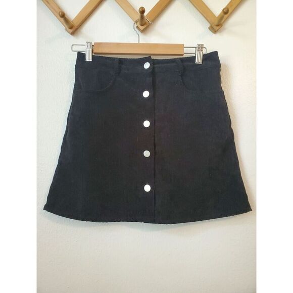 NWT Romwe black corduroy mini skirt button front a line S minimal goth winter - Picture 1 of 2